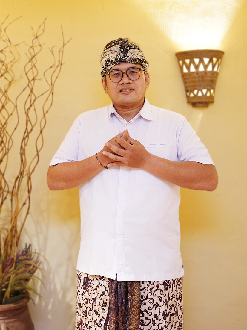 Dr. Olivia Ly Lesslar